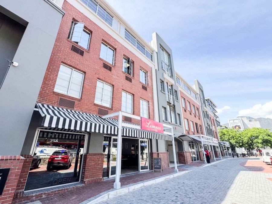 To Let Commercial Property for Rent in De Waterkant Western Cape